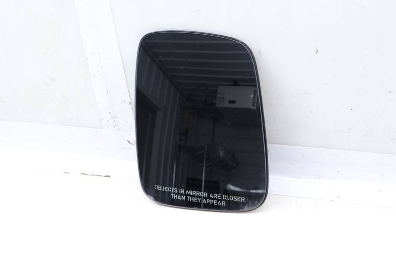 Side View Mirror Glass (HEATED) 701857514A — Used (SKU 631202)