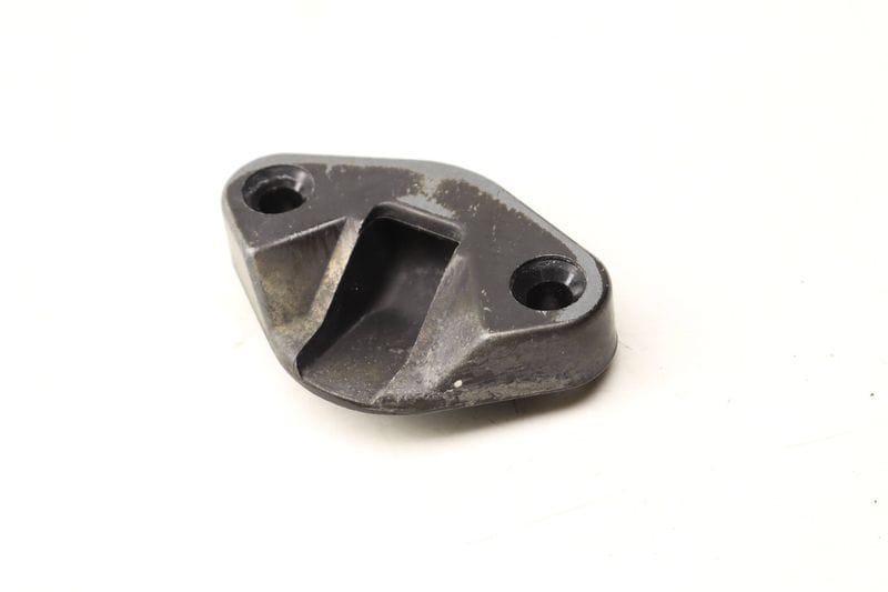 Sliding Door Retaining Plate / Bracket 701843667 — Used (SKU 531922)