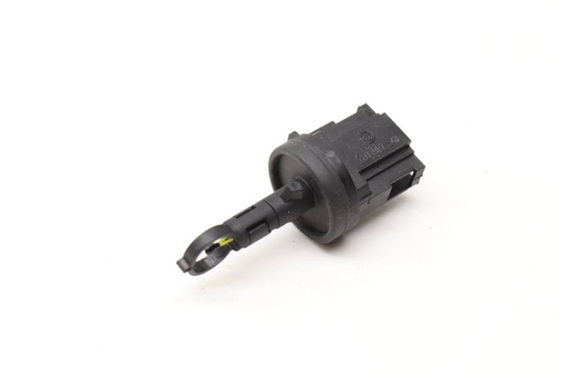 Temp / Temperature Sensor 701907543 — Used (SKU 595144)