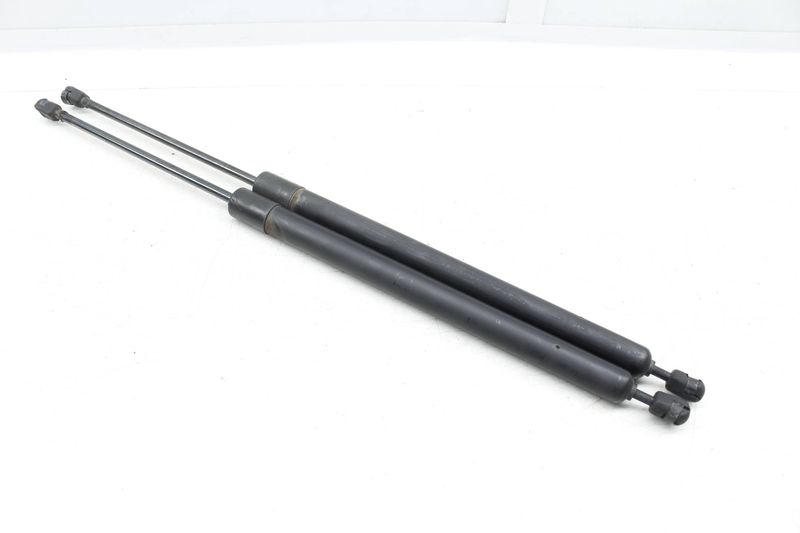 Trunk Hatch Strut / Shock Set 7D0829331F — Used (SKU 294160)