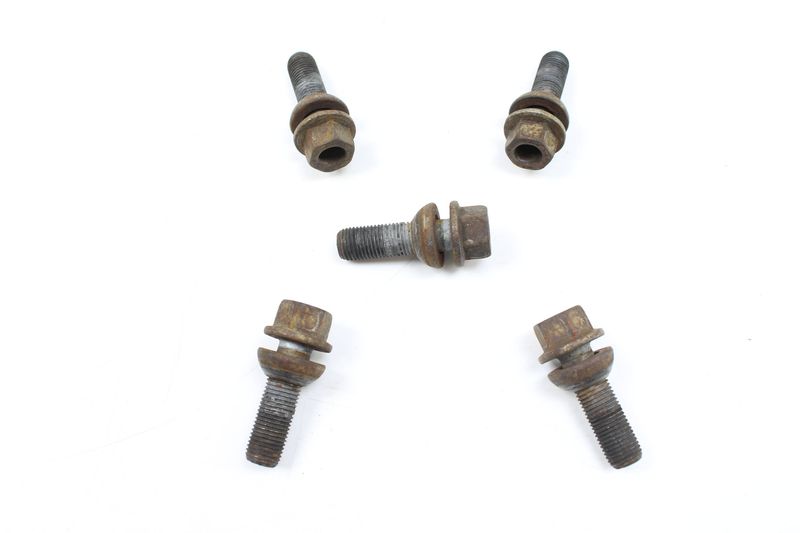 Wheel Bolt / Lug Nut - Set OF 5 7M3601139B — Used (SKU 232573)