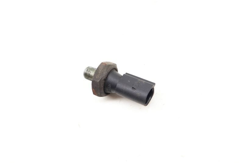 Engine Oil Pressure Sensor / Switch 06A919081E — Used (SKU 702118)