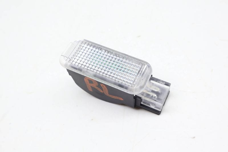 Interior Clear Light 3B0947415B — Used (SKU 702016)