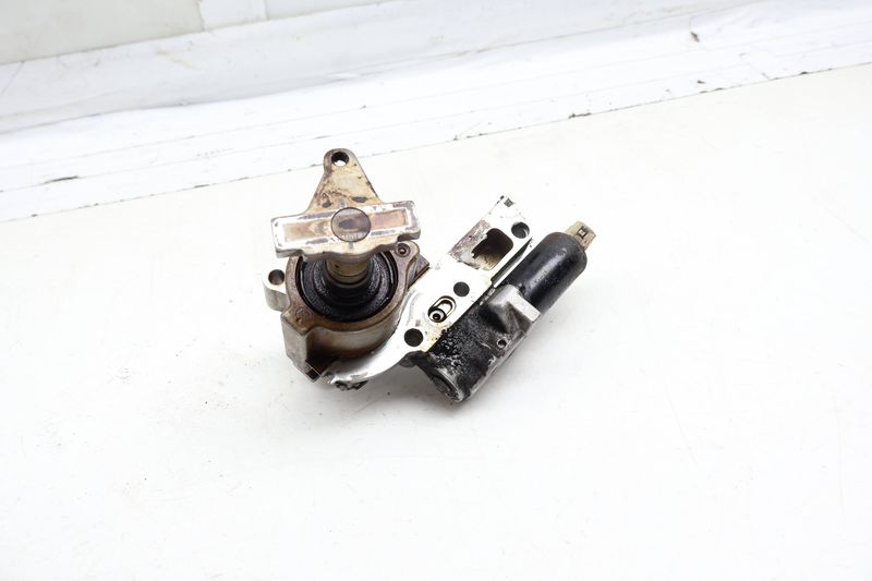 Camshaft Timing Chain Tensioner 078109087C — Used (SKU 702364)