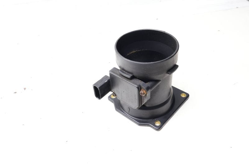 Mass Air Flow Sensor / MAF 078133471E — Used (SKU 702339)