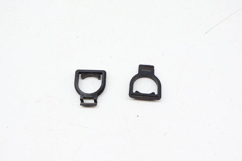 Vacuum Pump Clip / Tie Down Set 4B0614145 — Used (SKU 702155)