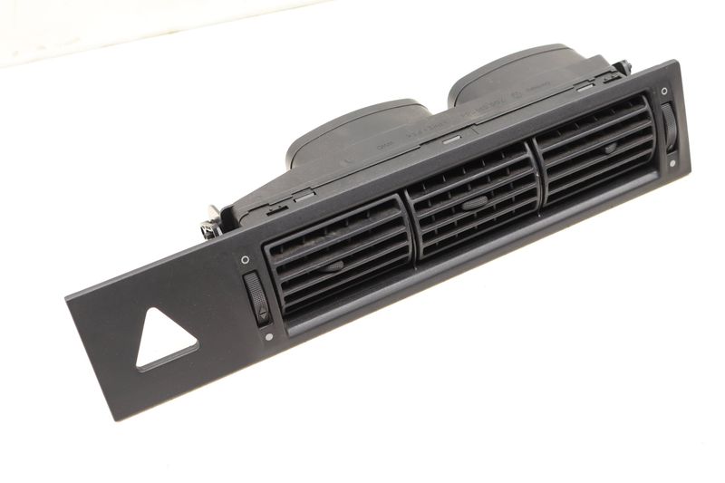 Center Dash Air Vent 7D1819703B — Used (SKU 515272)