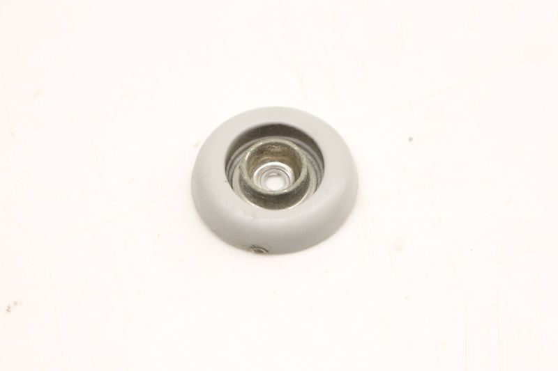 Curtain Cap 703862777 — Used (SKU 605911)