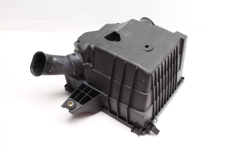 Engine Air Filter Housing Box - Lower Half 022129601D — Used (SKU 257802)
