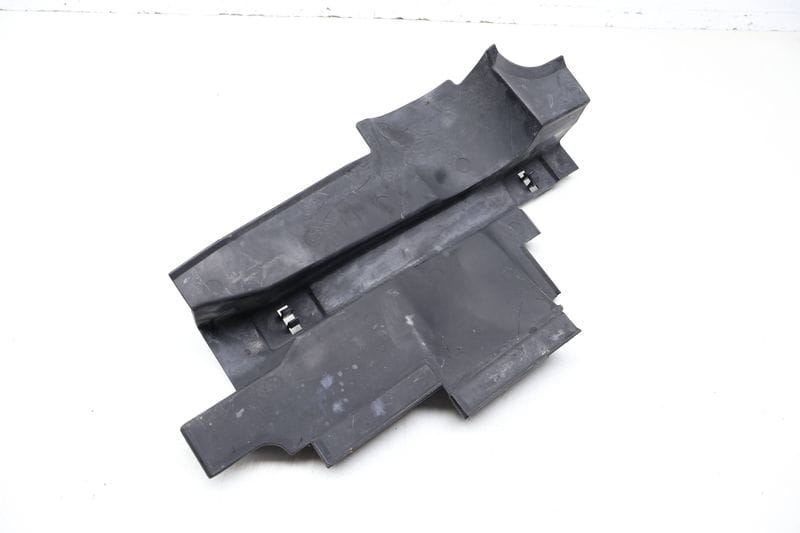 Battery Guide / Bracket 7D0915445 — Used (SKU 717817)