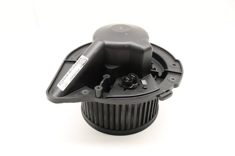 Blower Motor / Fan 357820021 — Used (SKU 394241)