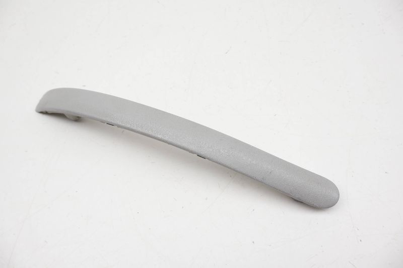 Grab Handle Cover 7D1867197A — Used (SKU 717575)