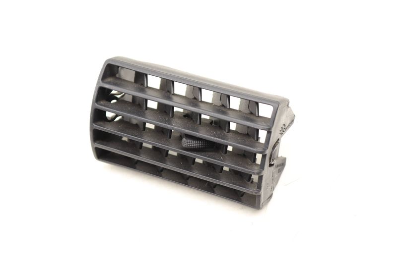 Dash Air Vent 701819707C — Used (SKU 515273)