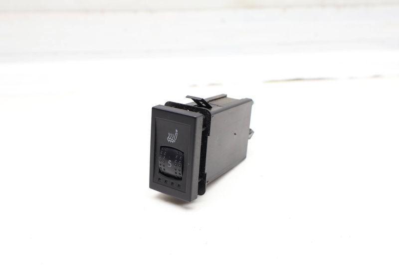 Heated Seat Switch 7D0963563 — Used (SKU 717626)