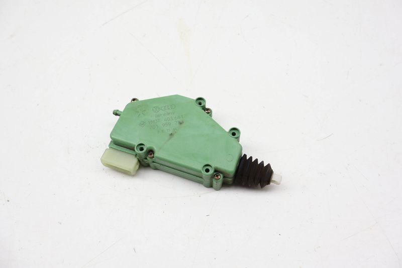 Door Lock Actuator / Motor 701959783 — Used (SKU 717723)