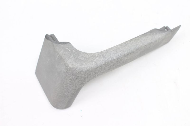 Door Grab Handle / Pull Outer Trim 7D0867198C — Used (SKU 225063)