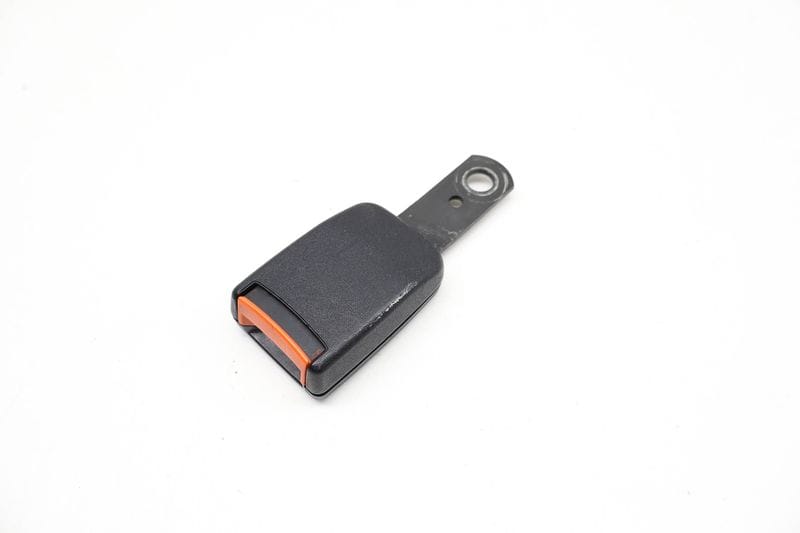 Seat Belt Buckle / Receiver 701857877F — Used (SKU 717792)