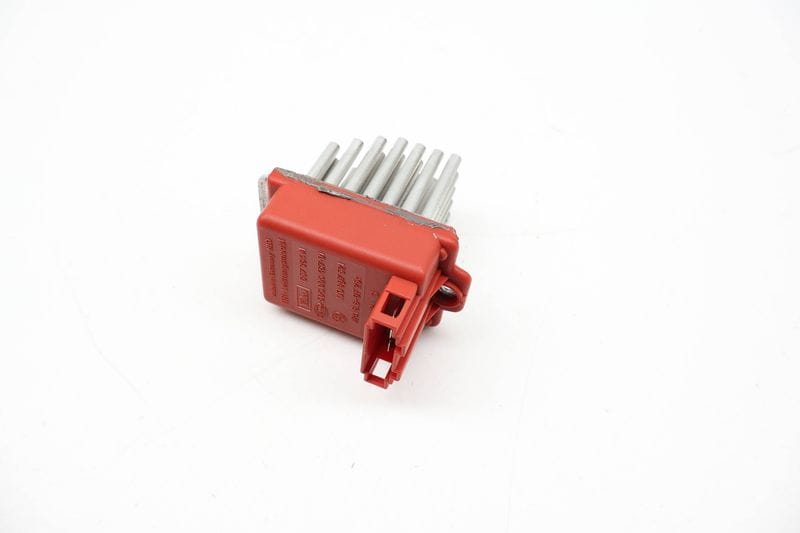 HVAC Blower Motor Regulator / Resistor 1J0907521 — Used (SKU 717553)