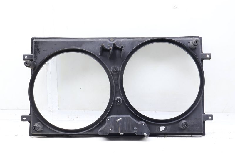 Radiator Dual Fan Cowl / Housing 7D0121207 — Used (SKU 717987)