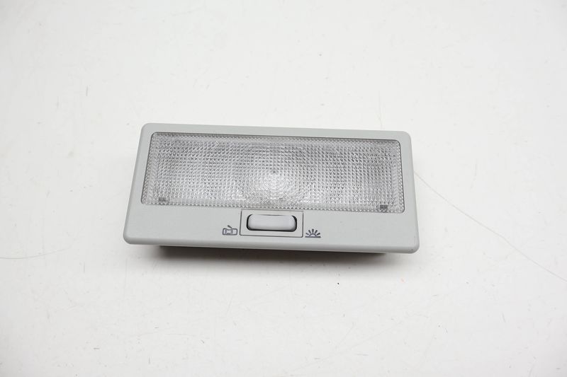 Dome / Reading Light 357947111 — Used (SKU 717570)