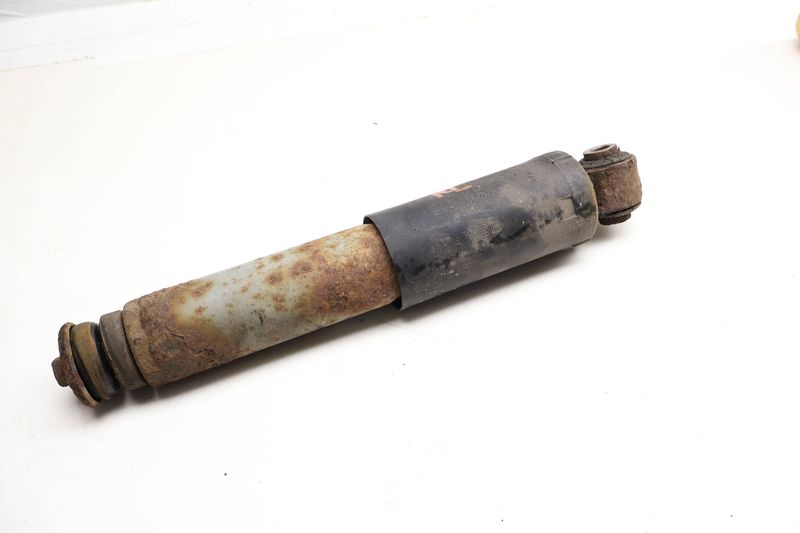 Strut / Shock Absorber 701513031P — Used (SKU 717908)