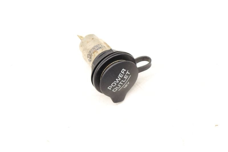 Power Outlet 3B0925071 — Used (SKU 515210)
