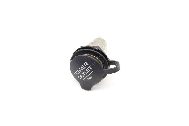 Power Outlet 3B0925071 — Used (SKU 717630)
