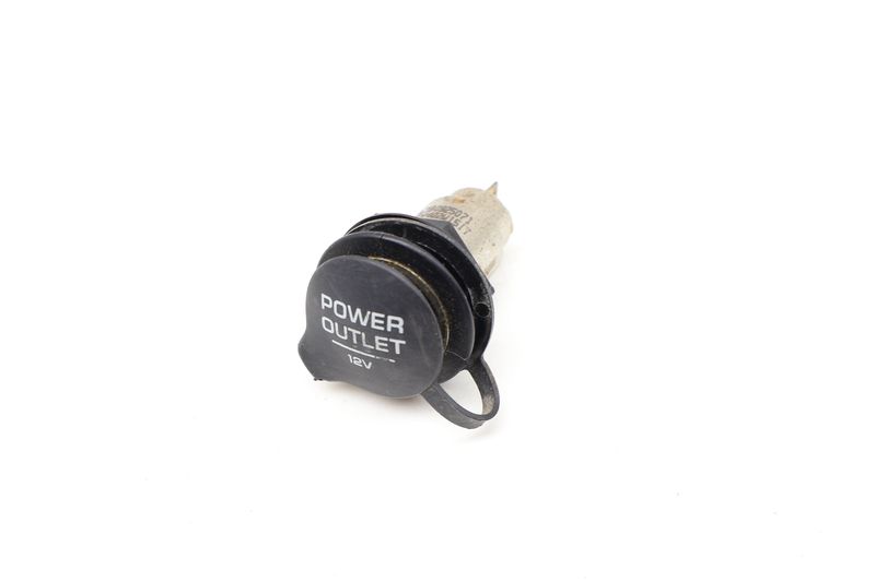 Power Outlet 3B0925071 — Used (SKU 717631)