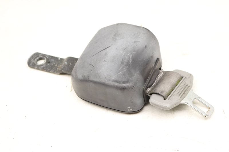 Seat Belt Retractor 703857813M — Used (SKU 515571)