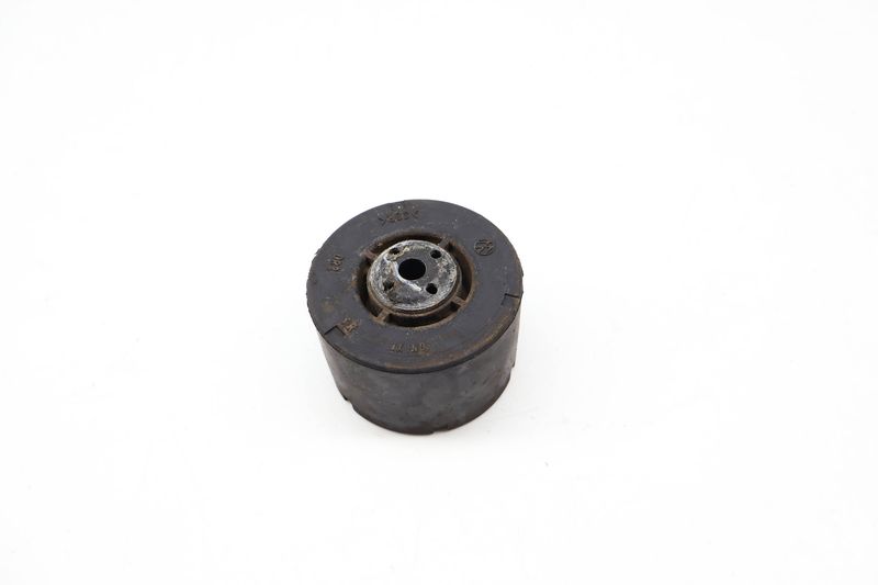 Engine Balance Weight 7D0199503B — Used (SKU 717869)