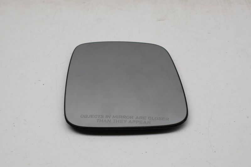 Side View Mirror Glass (HEATED) 701857514A — Used (SKU 717822)