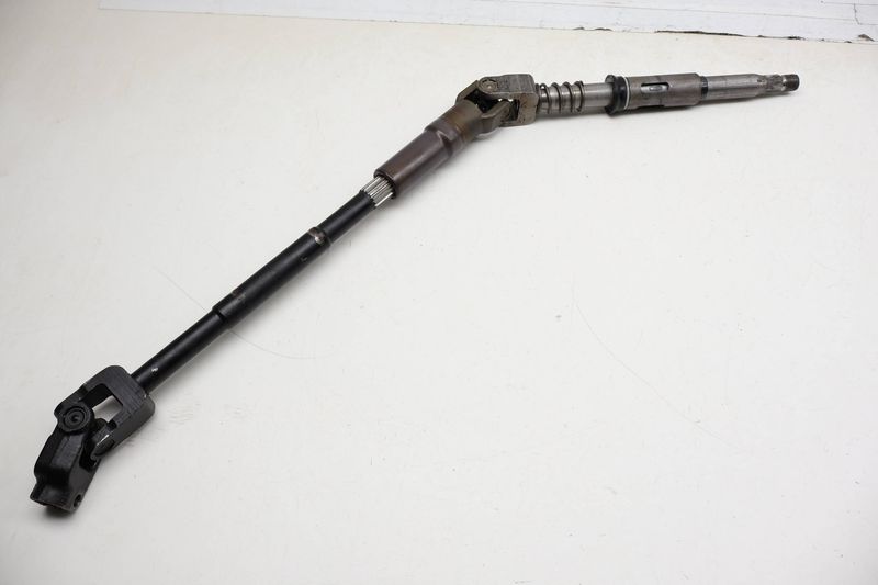 Steering Shaft 7D1419951B — Used (SKU 717836)
