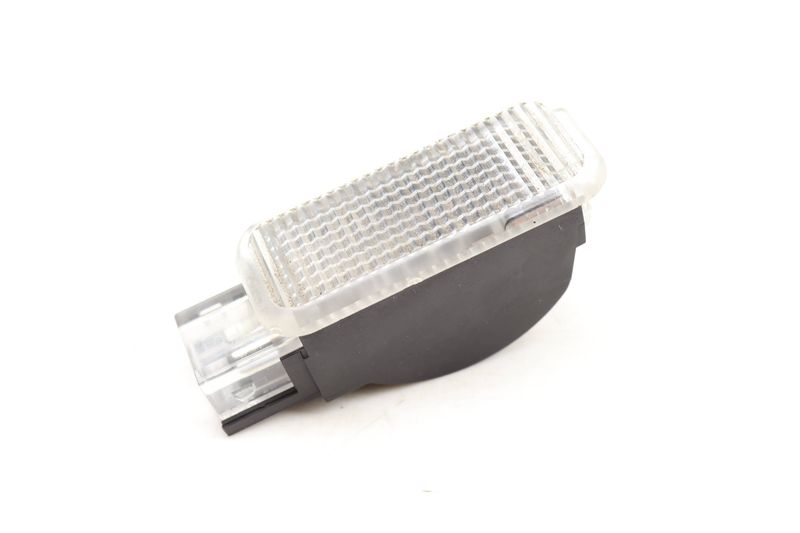 Interior Clear Light 3B0947415B — Used (SKU 458628)