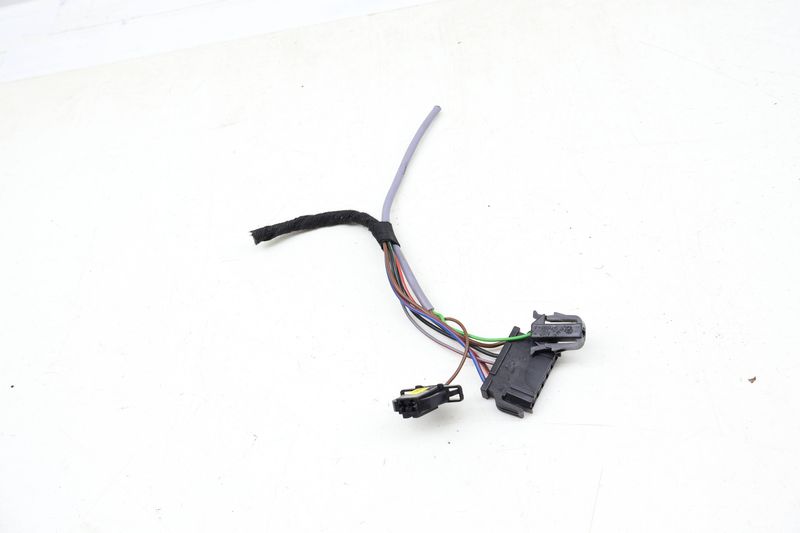 Tail Light Wiring Harness Connector / Pigtail — Used (SKU 702226)
