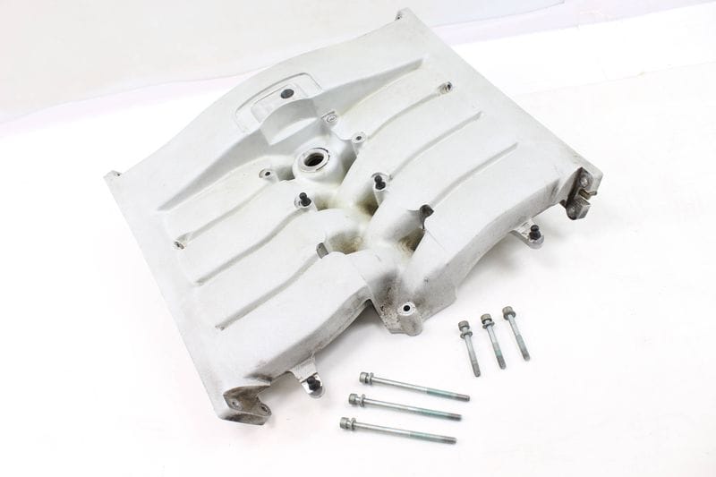 Upper Center Intake Manifold 07D133185M — Used (SKU 231153)