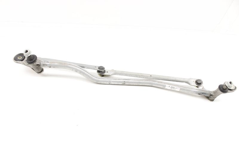 Windshield Wiper Transmission Bracket 8E1955603D — Used (SKU 270700)