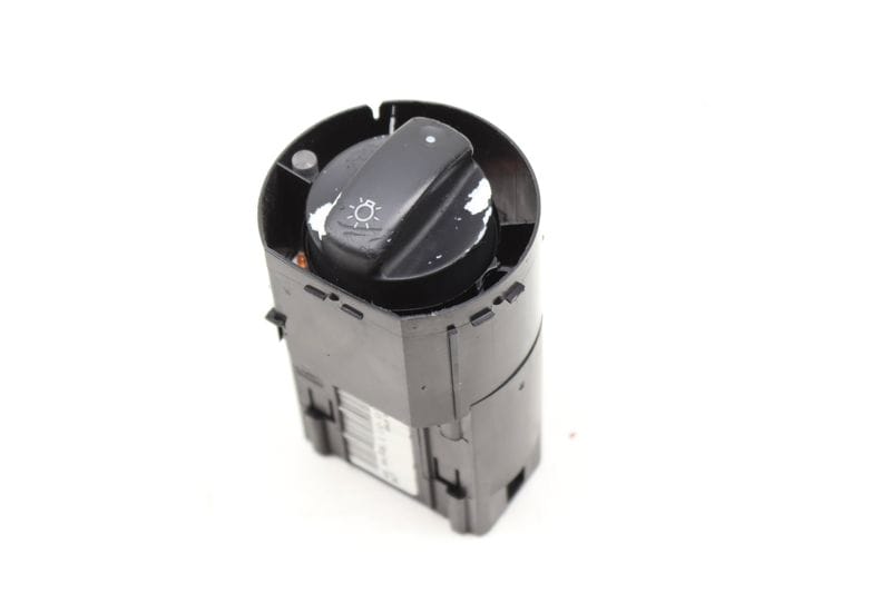 Headlight Switch / Dial 4B1941531E — Used (SKU 478209)