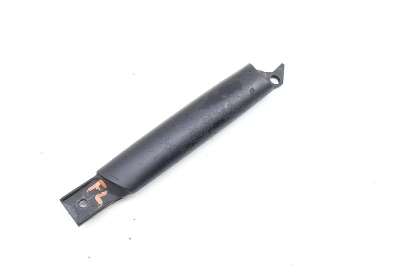 Door Pull / Grab Handle 8N0867161 — Used (SKU 685401)