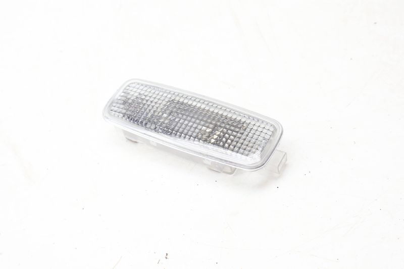 Sun Visor Vanity Overhead Light 8L0947105A — Used (SKU 685342)