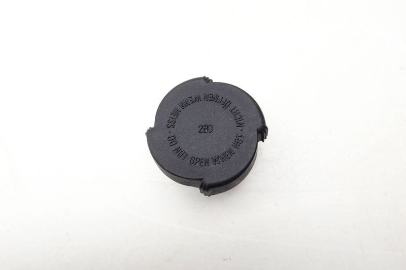 Coolant Reservoir / Bottle / Tank Cap 17117639022 — Used (SKU 655848)