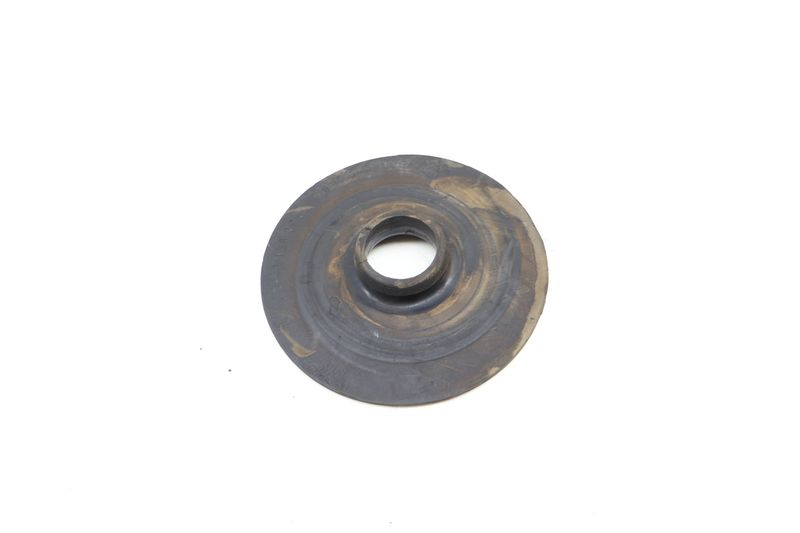 Upper Coil Spring Pad 33531136385 — Used (SKU 655840)