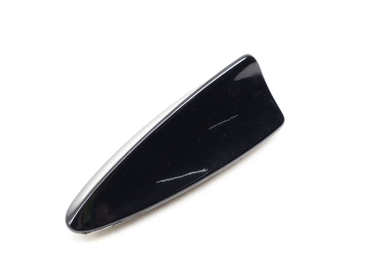Shark Fin Cover / Roof Antenna Housing 65203404472 — Used (SKU 655992)