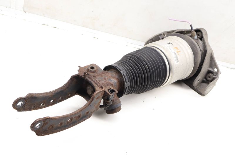 Air Shock / Strut Assembly 7L5412021BB — Used (SKU 617871)