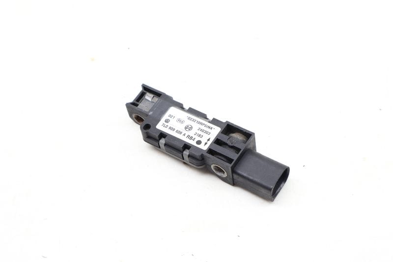 Airbag Impact / Crash Sensor 7L0909606A — Used (SKU 639900)