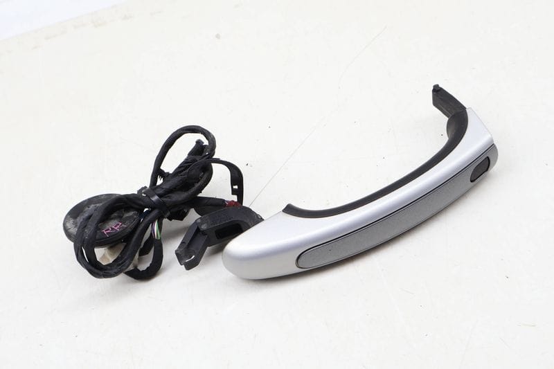 Exterior Door Handle 7L5837205B — Used (SKU 639999)