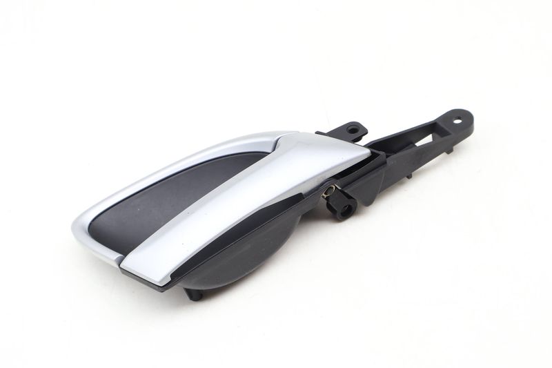 Interior Door Release / Handle 7L5837114A — Used (SKU 640014)