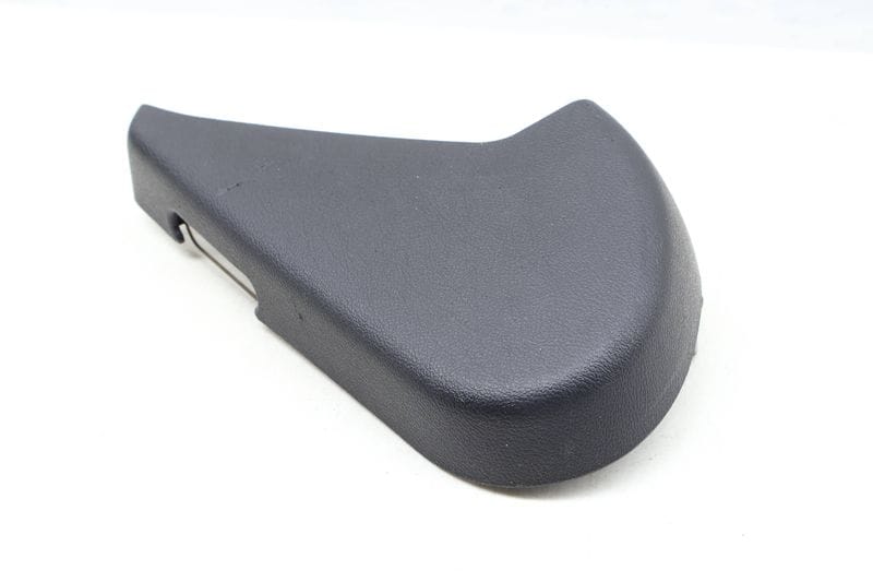 Seat Trim Panel 7L0881794 — Used (SKU 639969)
