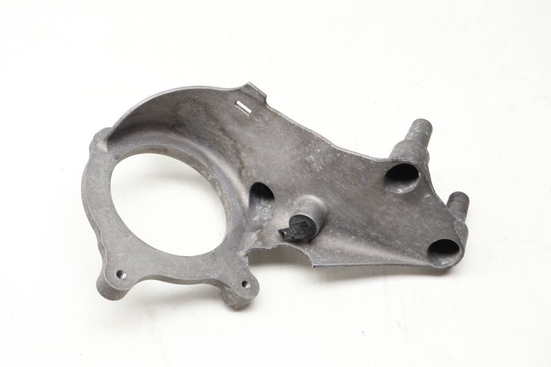 Secondary Air Pump Mount / Bracket 7L5131081 — Used (SKU 640100)
