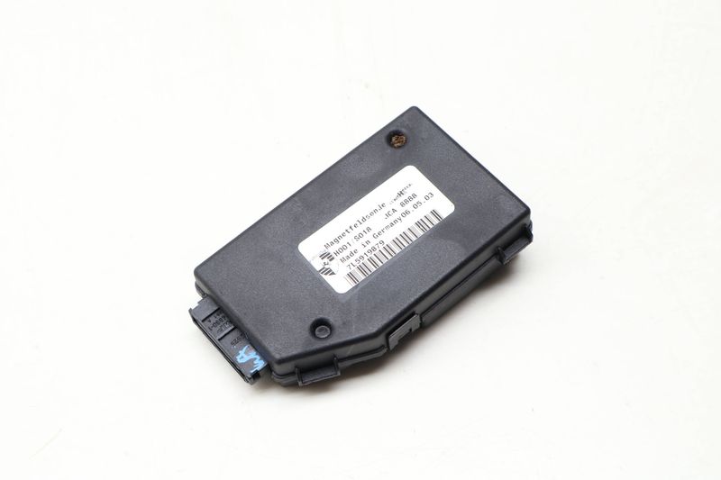 Magnetic Field Probe / Compass Module 7L5919879 — Used (SKU 639812)