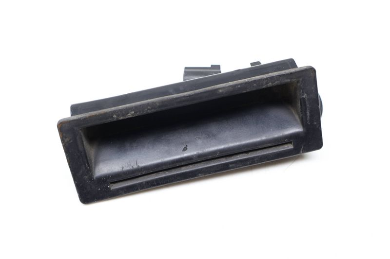Trunk Release Handle / Switch 1J0827566F — Used (SKU 714608)